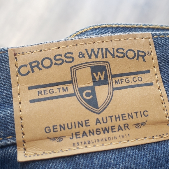 Jeans - Picture 5 of 5